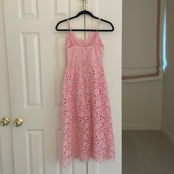 ASTR lace midi dress - Picture 2 of 4